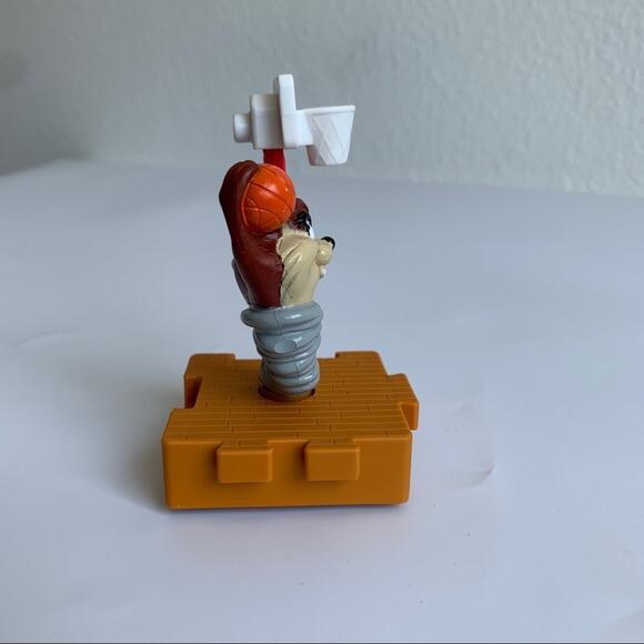 NEW 1996 Space Jam Tasmanian Devil - Picture 4 of 9